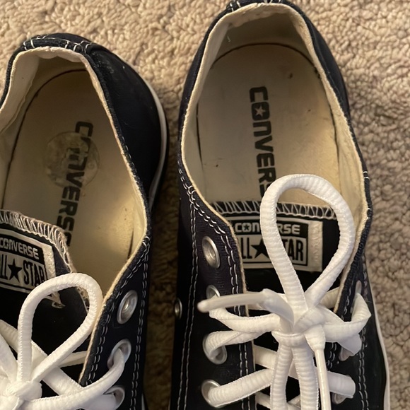 Navy converse - Picture 2 of 5